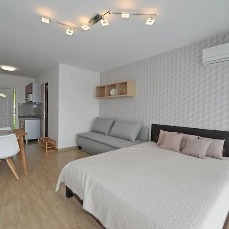 Apartman Bella Rosa *